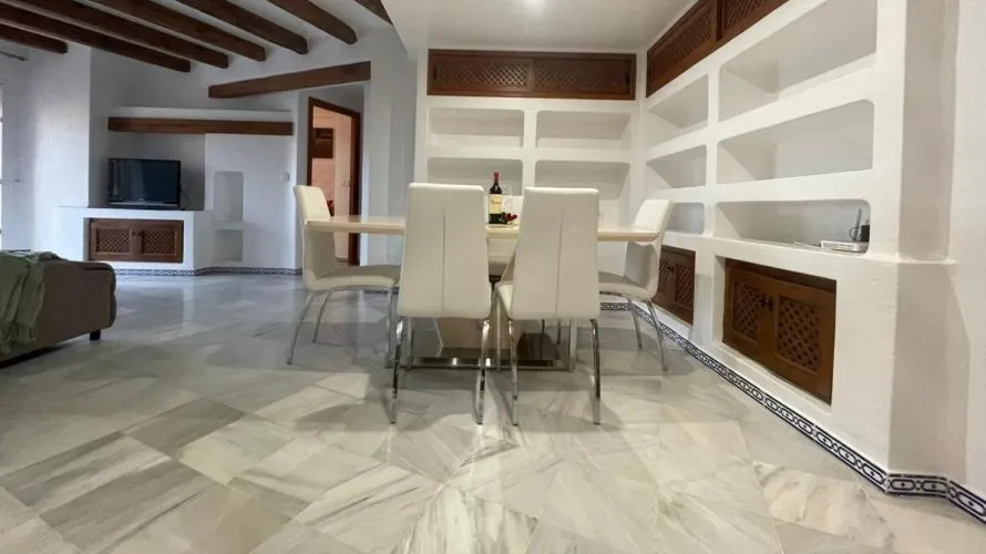 Apartamento de 2 dormitorios en Torrevieja, España No. 1246 № 3