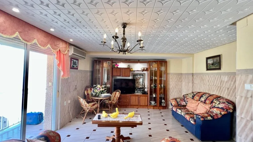 Apartamento de 1 dormitorio en Santa Pola, España No. 1252 № 5