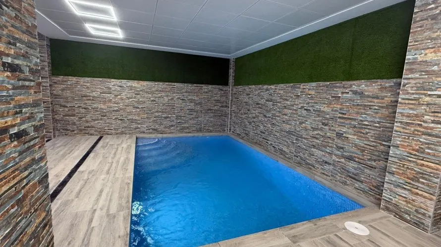 Apartamento de 2 dormitorios en Torrevieja, España No. 615 № 26