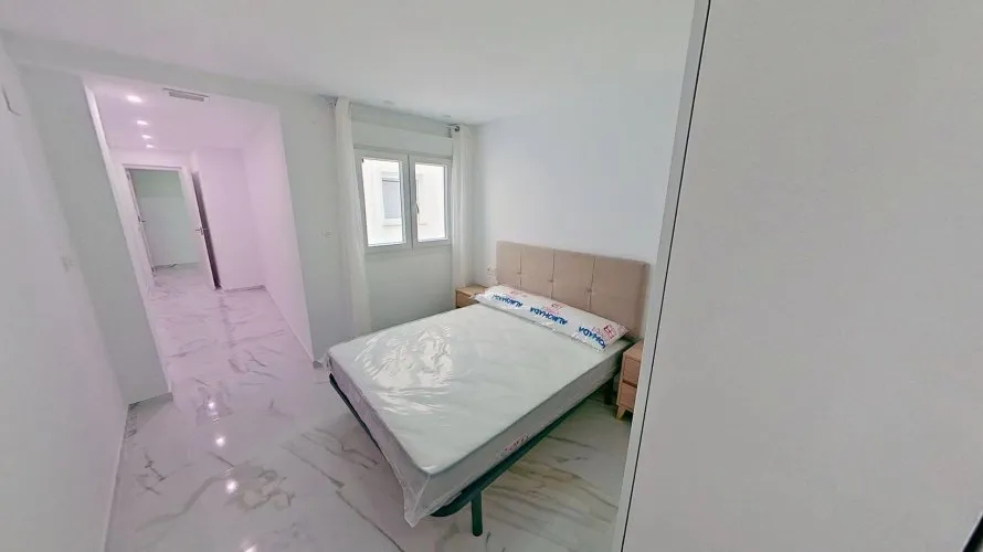 Apartamento de 2 dormitorios en Torrevieja, Spain No. 565 № 12