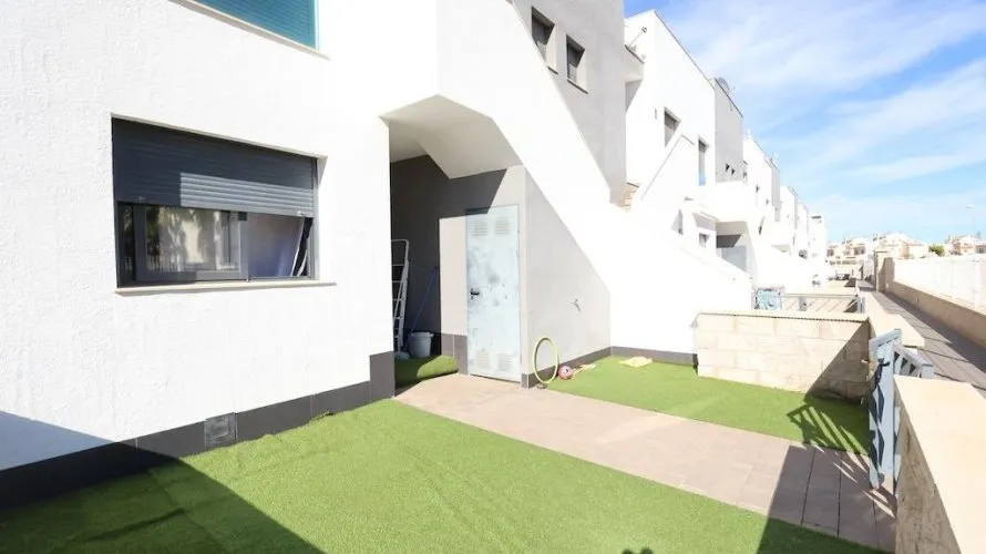 Apartamento de 2 dormitorios en La Zenia, España No. 1209 № 15