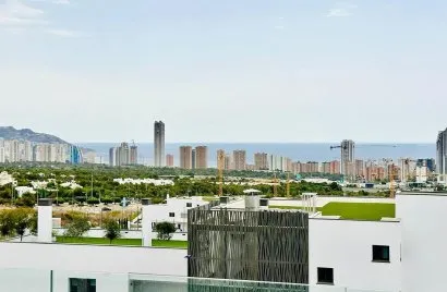 Apartamento de 2 dormitorios en Finestrat, España No. 981