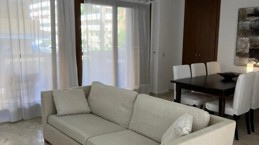 Apartamento de 2 dormitorios en Torrevieja, Spain No. 590 № 18