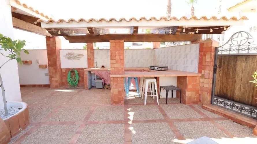 Apartamento de 4 dormitorios en Villamartin, España No. 1129 № 25