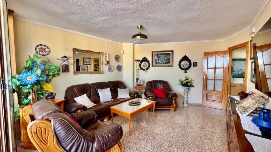 Apartamento de 3 dormitorios en La Mata, España No. 578 № 6