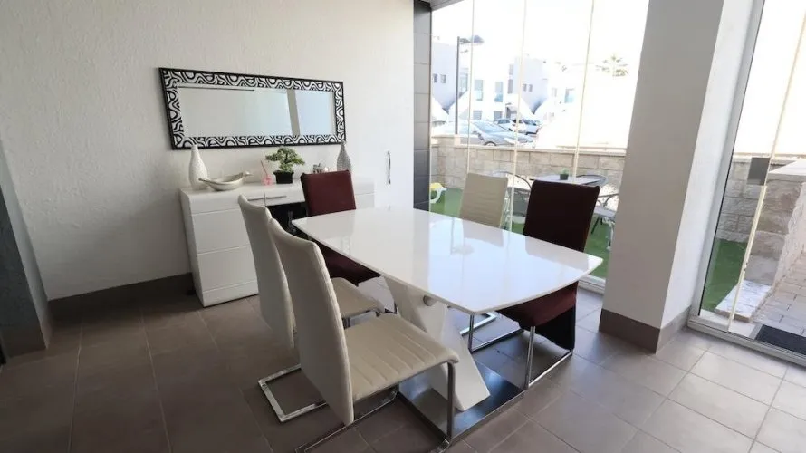 Apartamento de 2 dormitorios en La Zenia, España No. 1209 № 8