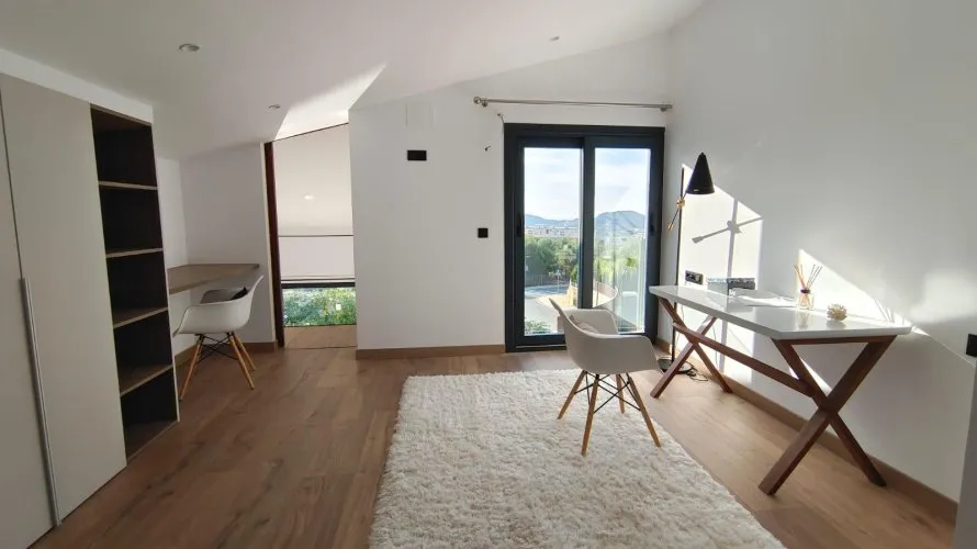 Villa de 4 dormitorios en Finestrat, España No. 1169 № 10