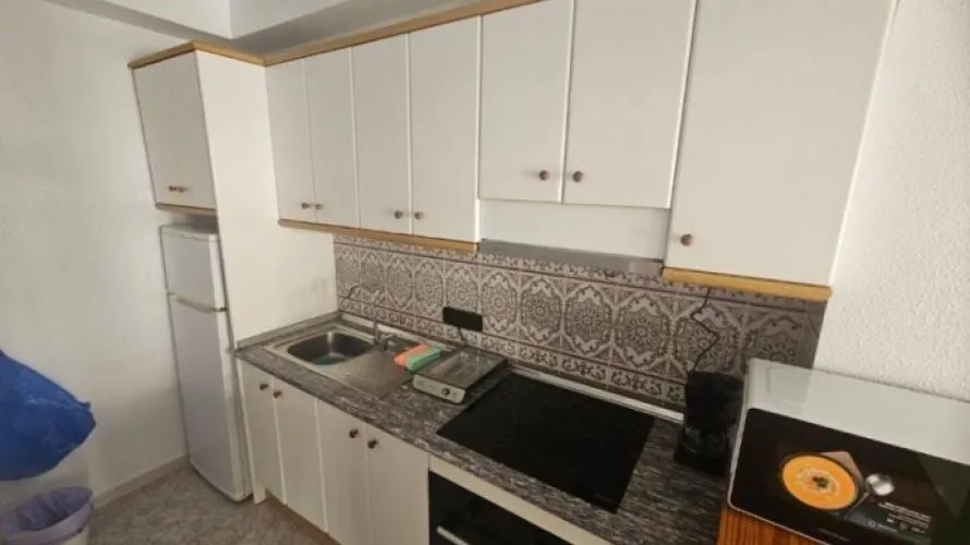 Bungalow de 2 dormitorios en La Zenia, España No. 1329 № 1