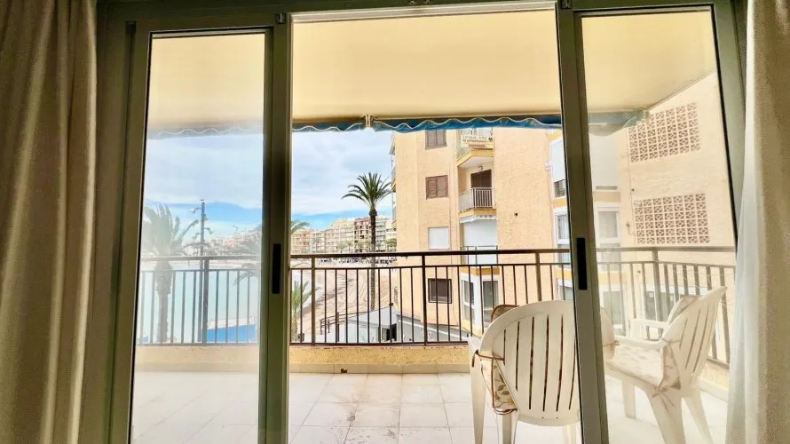Apartamento de 3 dormitorios en Torrevieja, España No. 1245 № 11
