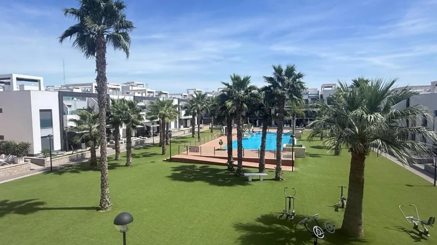 Bungalow de 160m² en Guardamar del Segura, España No. 1144 № 8