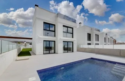 Apartamento de 3 dormitorios en Mutxamel, España No. 1195