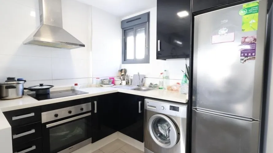 Apartamento de 2 dormitorios en La Zenia, España No. 1209