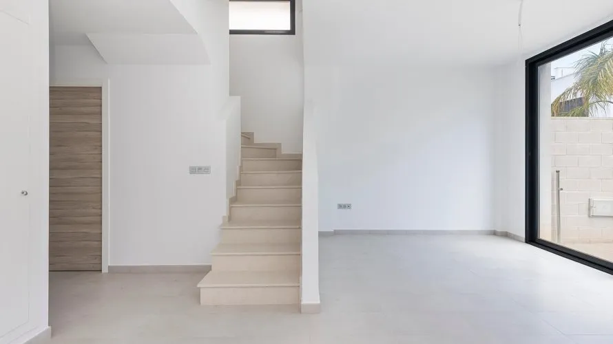 Villa de 3 dormitorios en La Florida, España No. 1336 № 19