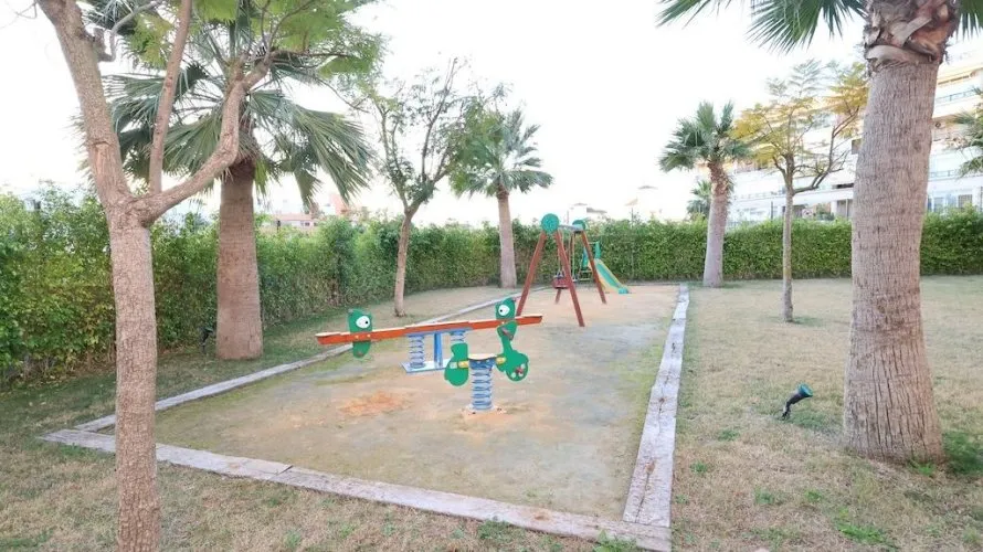Apartamento de 2 dormitorios en Torrevieja, Spain No. 616 № 24