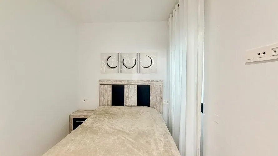 Apartamento de 3 dormitorios en La Florida, España No. 1275 № 21