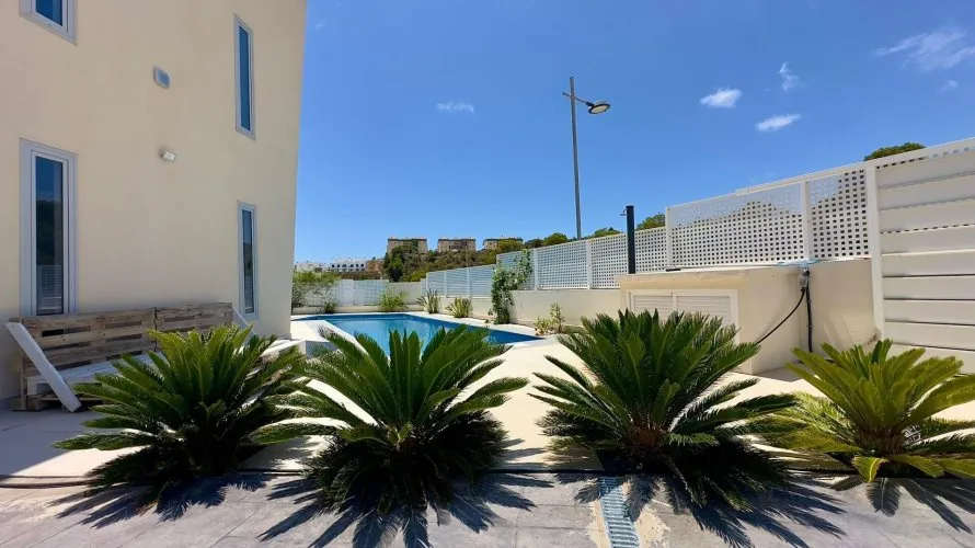 Villa de 3 dormitorios en Finestrat, España No. 968 № 3