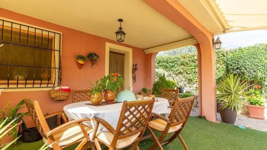 Apartamento de 4 dormitorios en Finestrat, España No. 1259 № 4