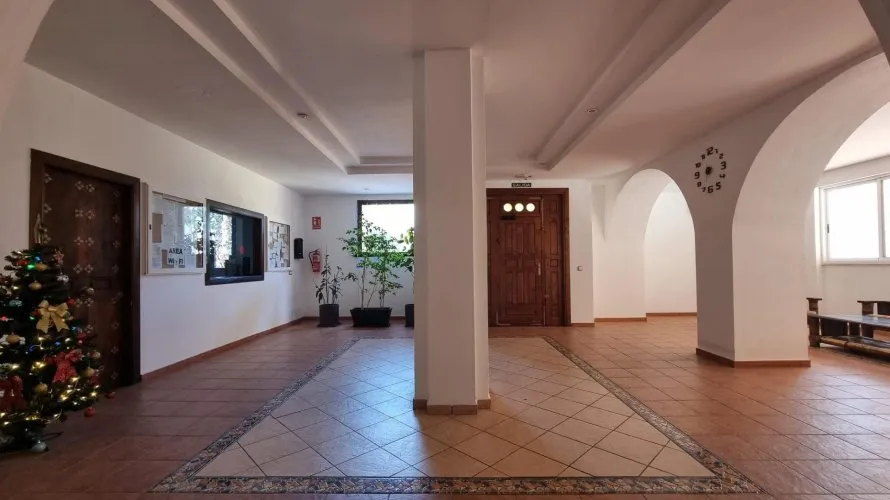 Apartamento de 2 dormitorios en Torrevieja, España No. 608 № 21