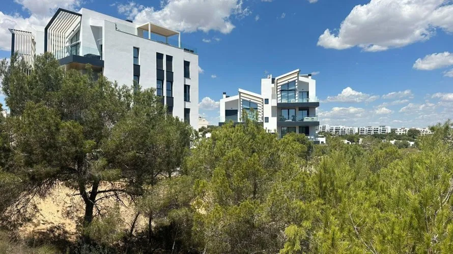Apartamento de 2 dormitorios en Orihuela, Spain No. 561 № 20