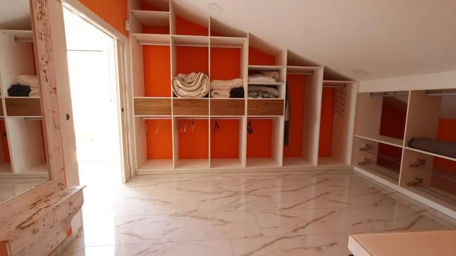 Apartamento de 4 dormitorios en Villamartin, España No. 1129 № 20