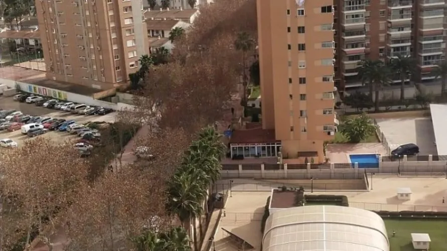 Apartamento de 2 dormitorios en Benidorm, España No. 1047 № 13