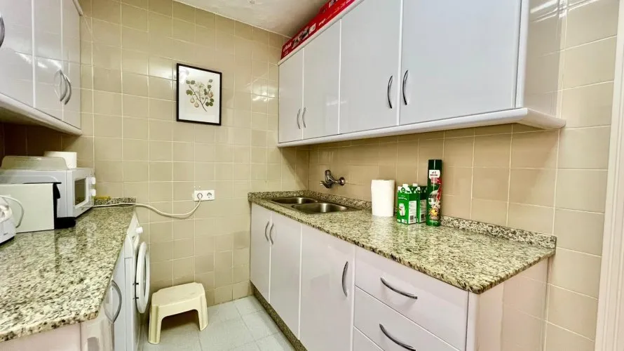 Apartamento de 3 dormitorios en Torrevieja, España No. 1245 № 23