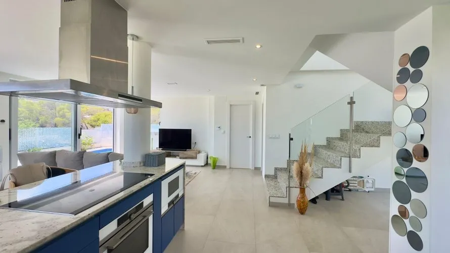 Villa de 3 dormitorios en Finestrat, España No. 968 № 9