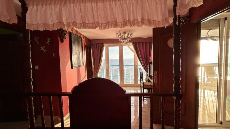 Apartamento de 2 dormitorios en Benidorm, España No. 1032 № 12