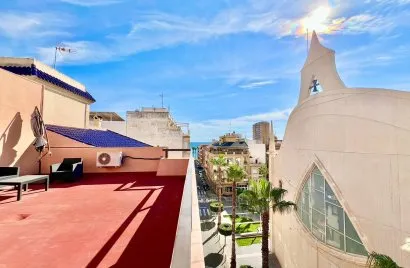 Apartamento de 3 dormitorios en Torrevieja, Spain No. 593