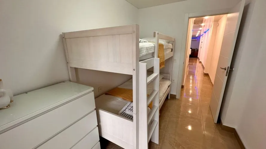 Apartamento de 3 dormitorios en Torrevieja, España No. 835 № 19
