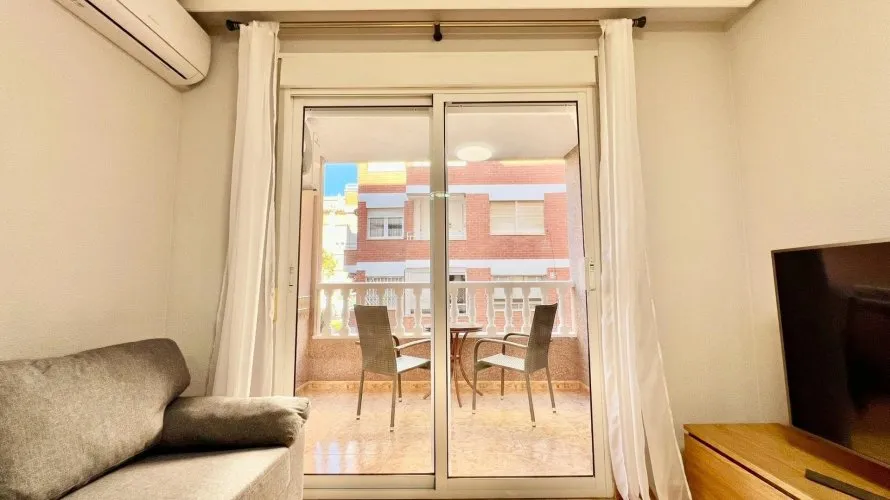 Apartamento de 2 dormitorios en Torrevieja, Spain No. 1347 № 13