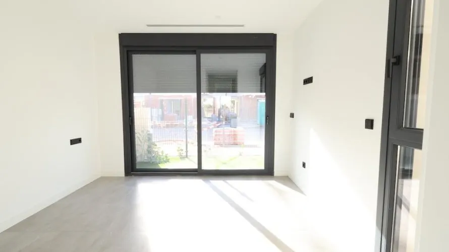 Apartamento de 3 dormitorios en Los Alcázares, España No. 1034 № 11
