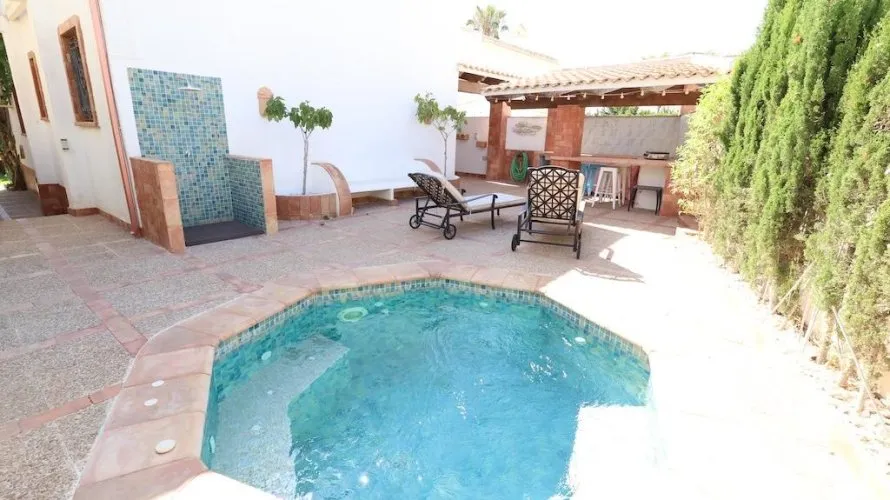 Apartamento de 4 dormitorios en Villamartin, España No. 1129 № 24
