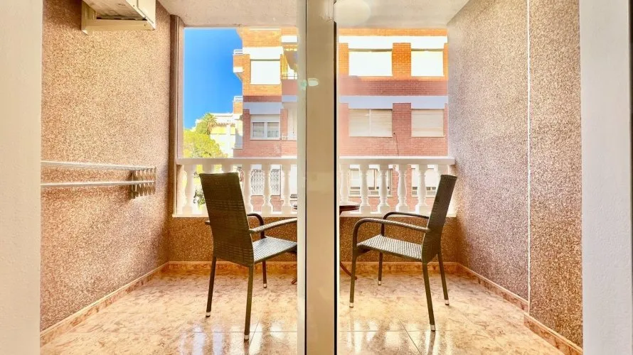 Apartamento de 2 dormitorios en Torrevieja, Spain No. 1347 № 14