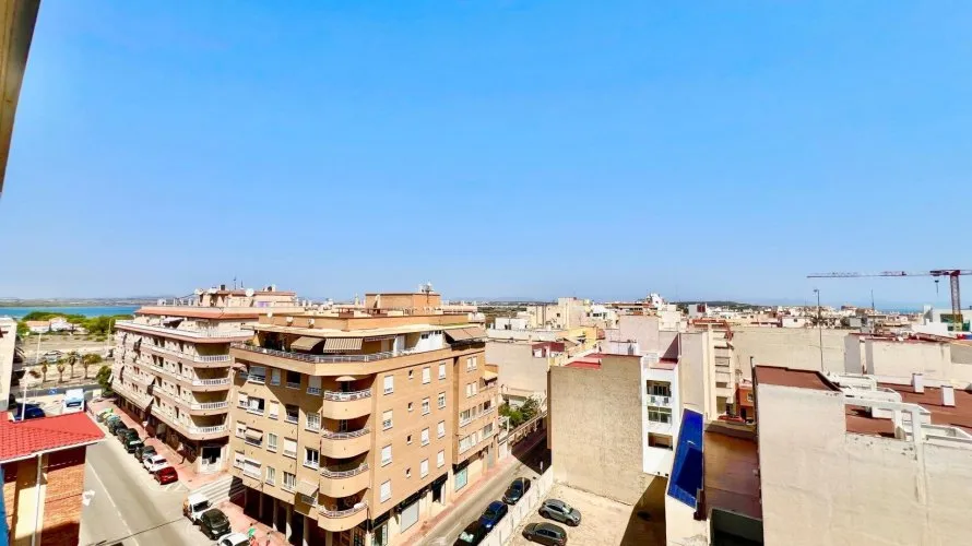 Apartamento de 3 dormitorios en La Mata, España No. 578 № 17