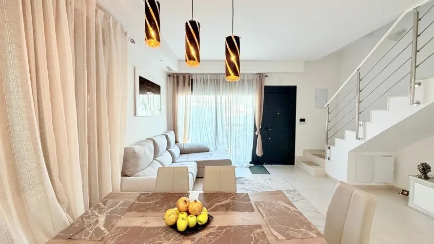 Apartamento de 3 dormitorios en La Florida, España No. 1275 № 9