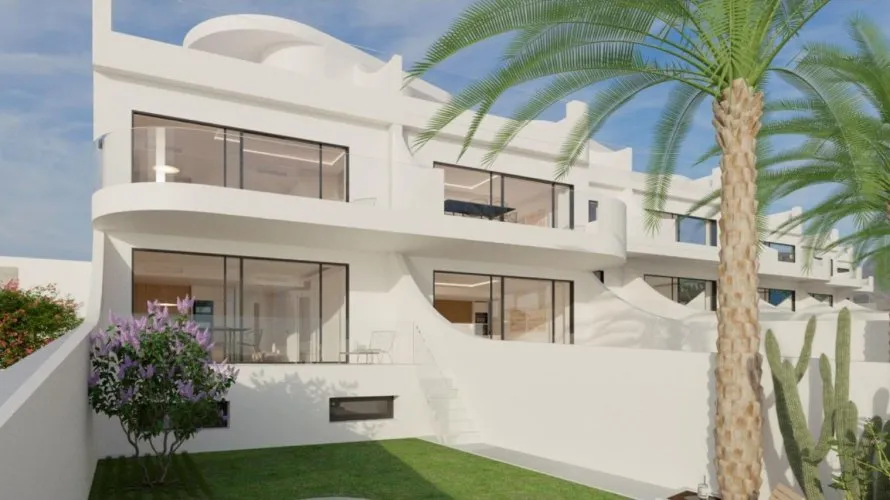 Bungalow de 3 dormitorios en Torrevieja, España No. 618 № 18