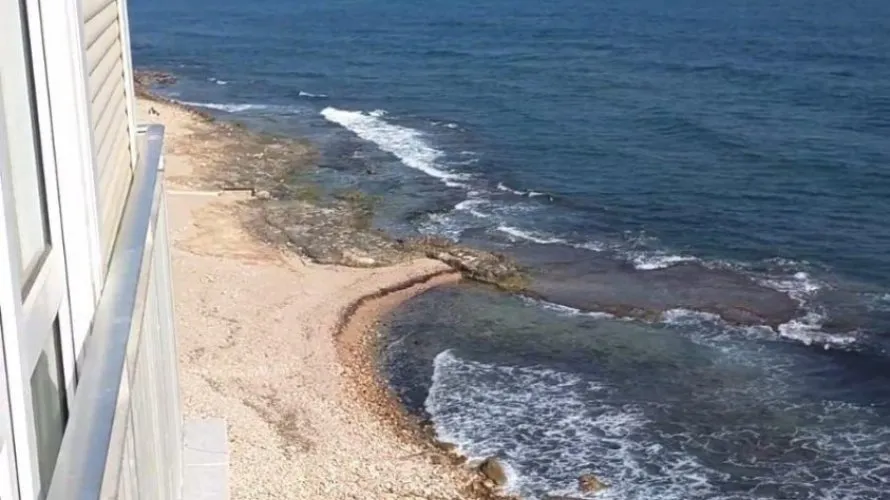 Apartamento de 4 dormitorios en Torrevieja, España No. 562 № 15