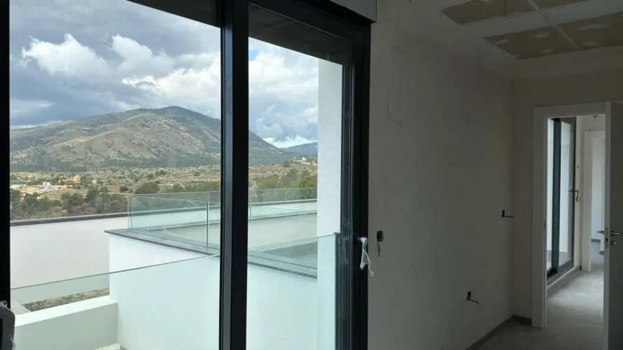 Villa de 3 dormitorios en Finestrat, España No. 1290 № 24