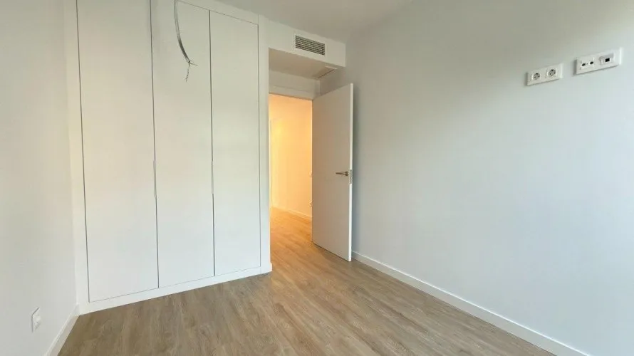 Apartamento de 3 dormitorios en Alicante, Spain No. 1326 № 11
