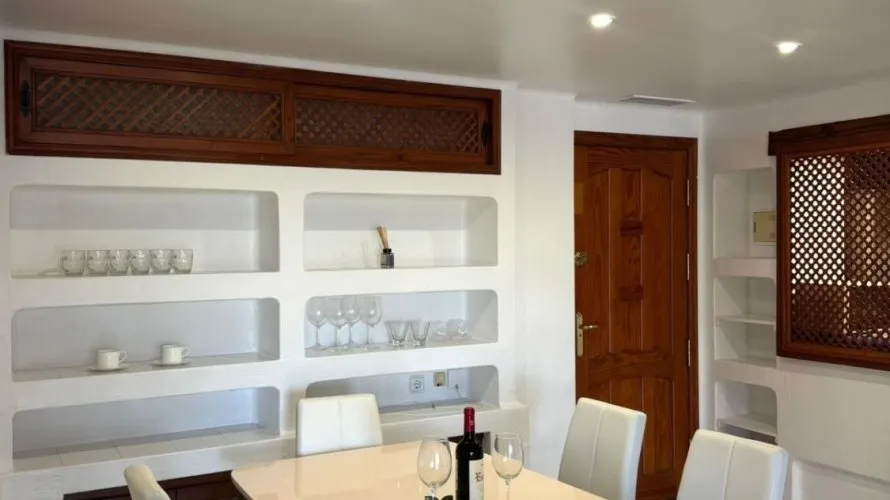 Apartamento de 2 dormitorios en Torrevieja, España No. 1246 № 8