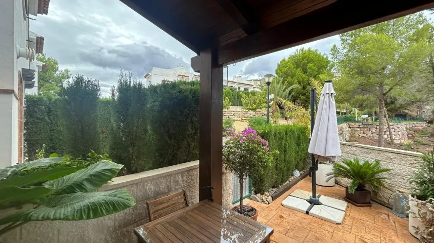 Сasa de 3 dormitorios en Finestrat, España No. 1173 № 2