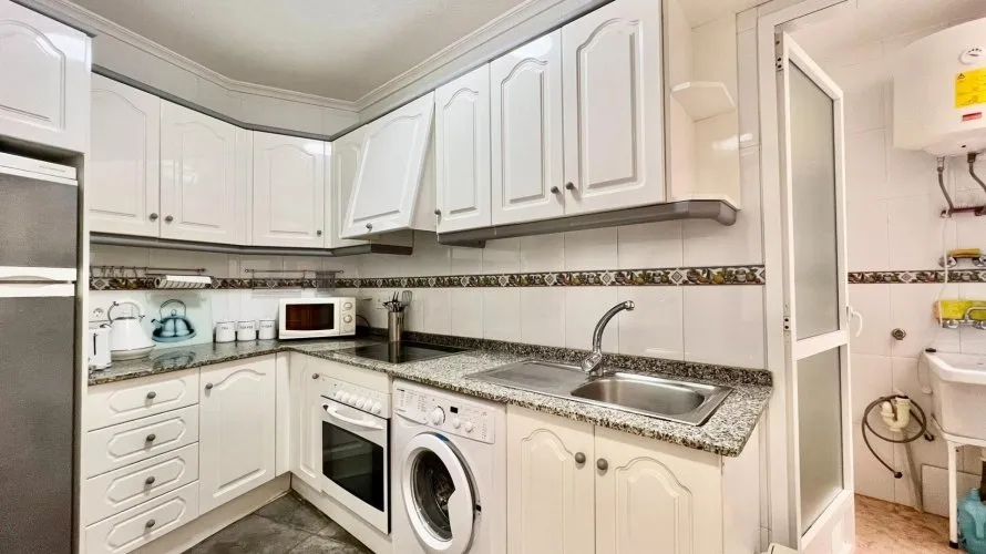 Apartamento de 2 dormitorios en Torrevieja, Spain No. 1347 № 27