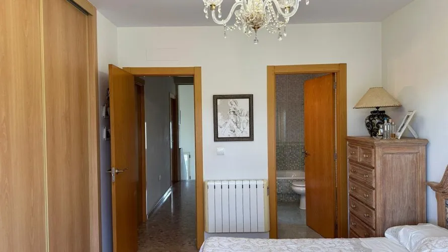 Apartamento de 4 dormitorios en L'Alfàs del Pi, España No. 1261 № 24