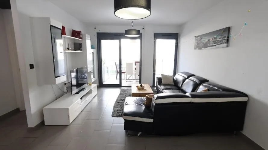 Apartamento de 2 dormitorios en La Zenia, España No. 1209 № 2