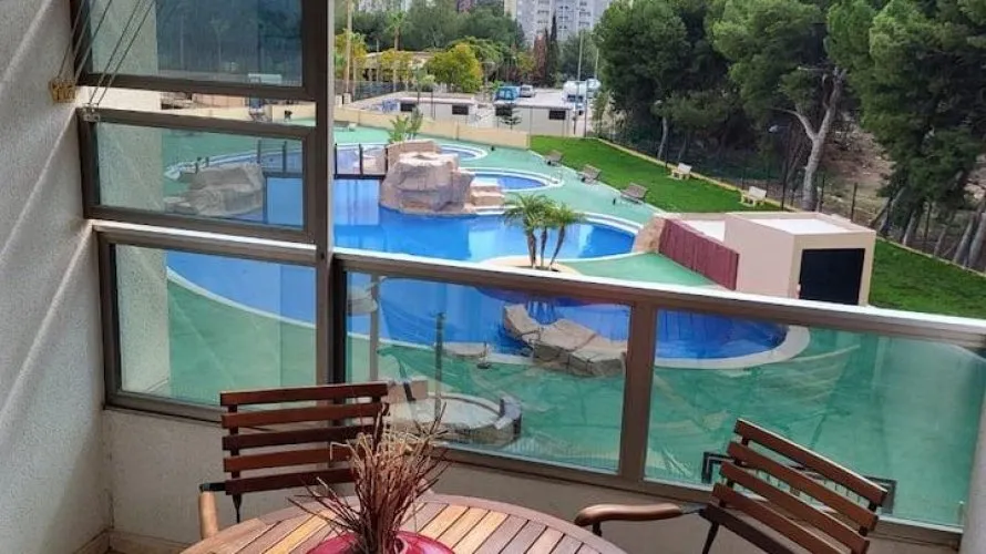 Apartamento de 2 dormitorios en Villajoyosa, España No. 1337 № 19