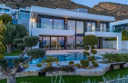 Villa de 7 dormitorios en Finestrat, Spain No. 1078