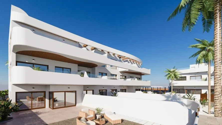 Bungalow de 2 dormitorios en Los Alcázares, España No. 1163