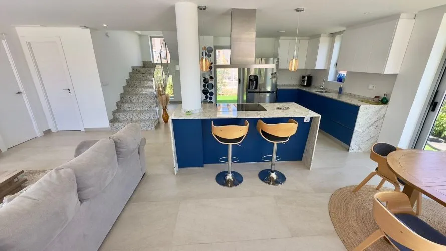Villa de 3 dormitorios en Finestrat, España No. 968 № 21