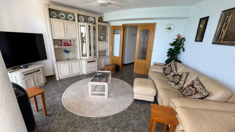 Apartamento de 3 dormitorios en Torrevieja, España No. 1132 № 5